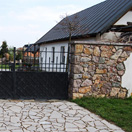 img.: Stone fence